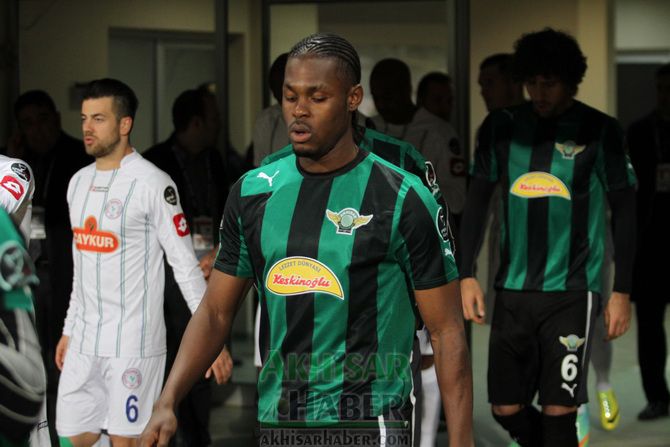 Akhisar Belediyespor;2 Çaykur Rizespor;3